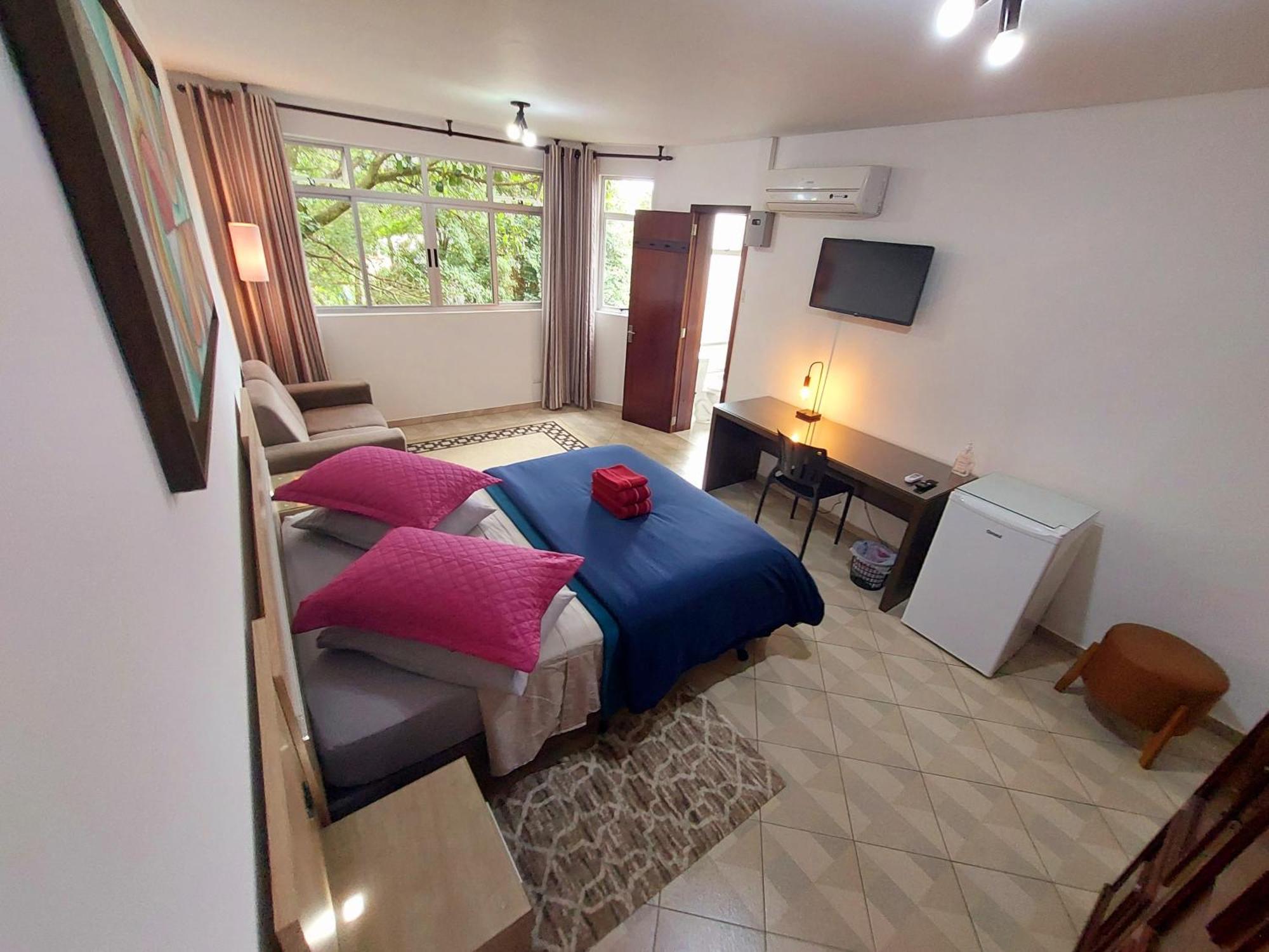 Two-Bedroom Suite,1743141242:JPEG