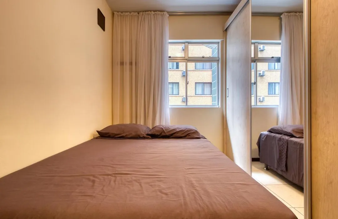 Otimo Apartamento No Centro Mobiliado E Com Garagem-1
