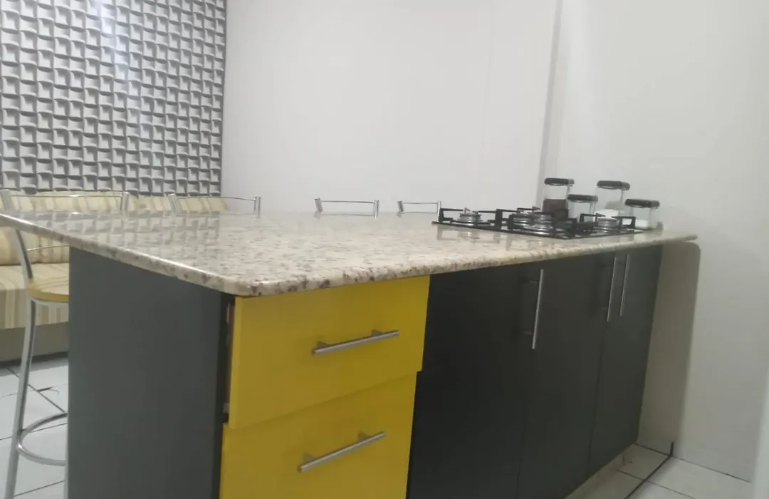 Elegante Apartamento no centro de Curitiba-1