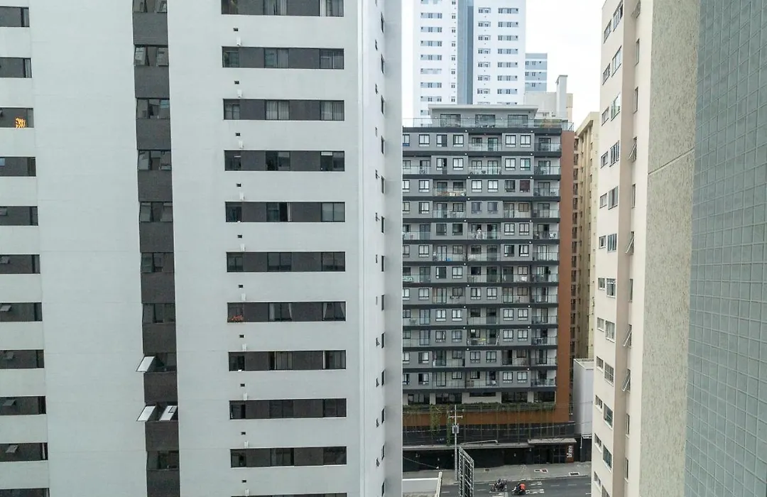 Duplex Decorado no Batel - Perfeito para família-1