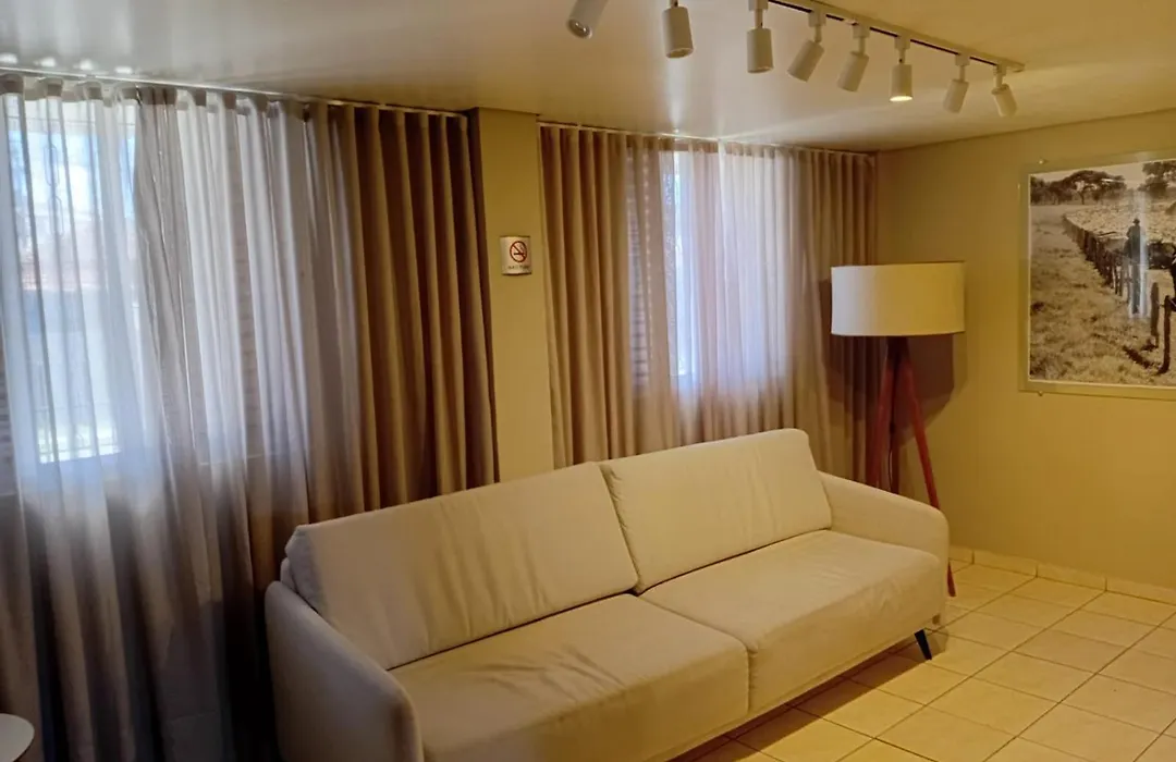 Ipê Hotel Curitiba - Av das Torres-1