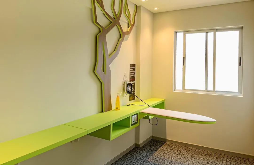 Ibis Styles Curitiba Centro Civico-1
