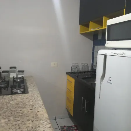 Elegante Apartamento no centro de Curitiba-2