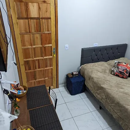 Encantador E Confortavel Estudio Prox Term Carmo-3
