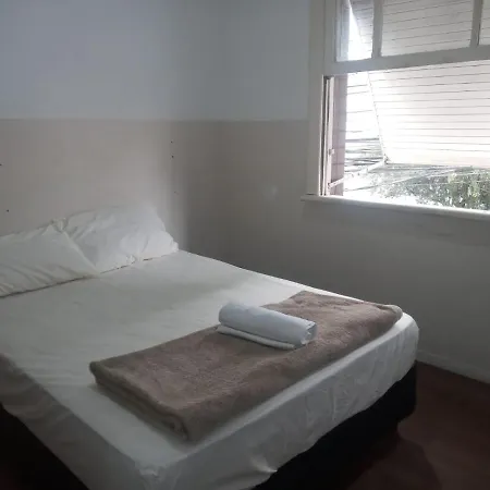 Ale Hostel Curitiba-3
