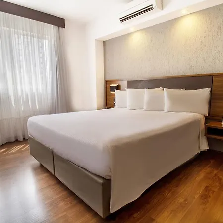 Hotel Deville Curitiba-2