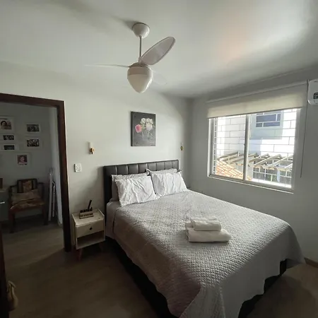Duplex Completo Em Curitiba, Tres Quartos - Bairro Cabral - Pet Friendly-3