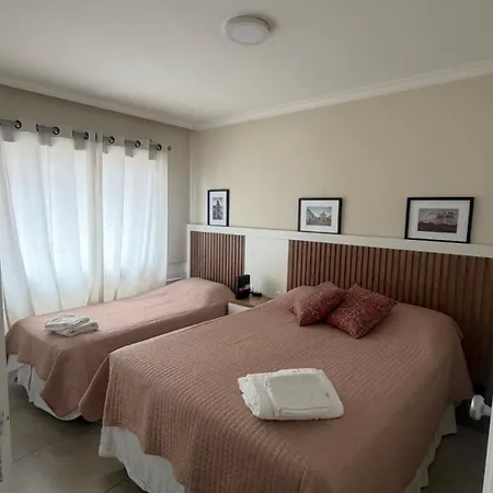 Apartamento central, novo e com garagem em Curitiba-2